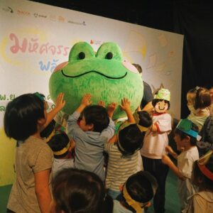 Bangkok Children’s Picture Book Festival 2025: Storytelling with Jessie Frog 589517618_1144361524570094_3184490837471519013_n